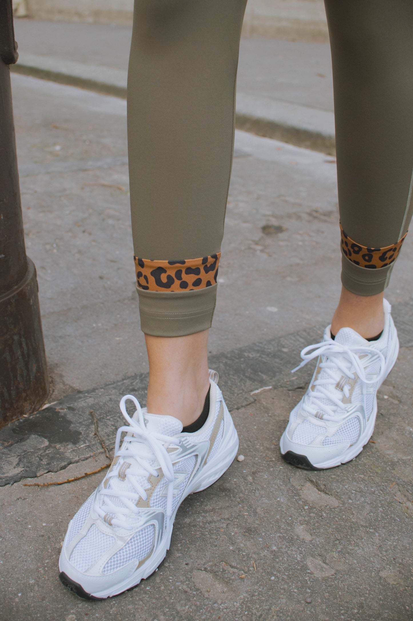 LEGGING GAINANT TAILLE HAUTE JOHN KAKI & LEOPARD LOUERIS